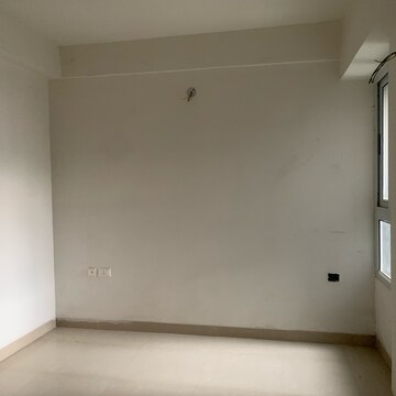 Room in 2 BHK Apartment at Aditya Urban Homes, Shahpur Bamheta – for Rent