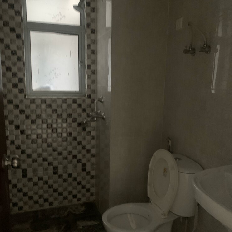 Bathroom, aditya-urban-homes 2 Bedroom 840 Sq.Ft. Apartment In Shahpur Bamheta Ghaziabad 8835930