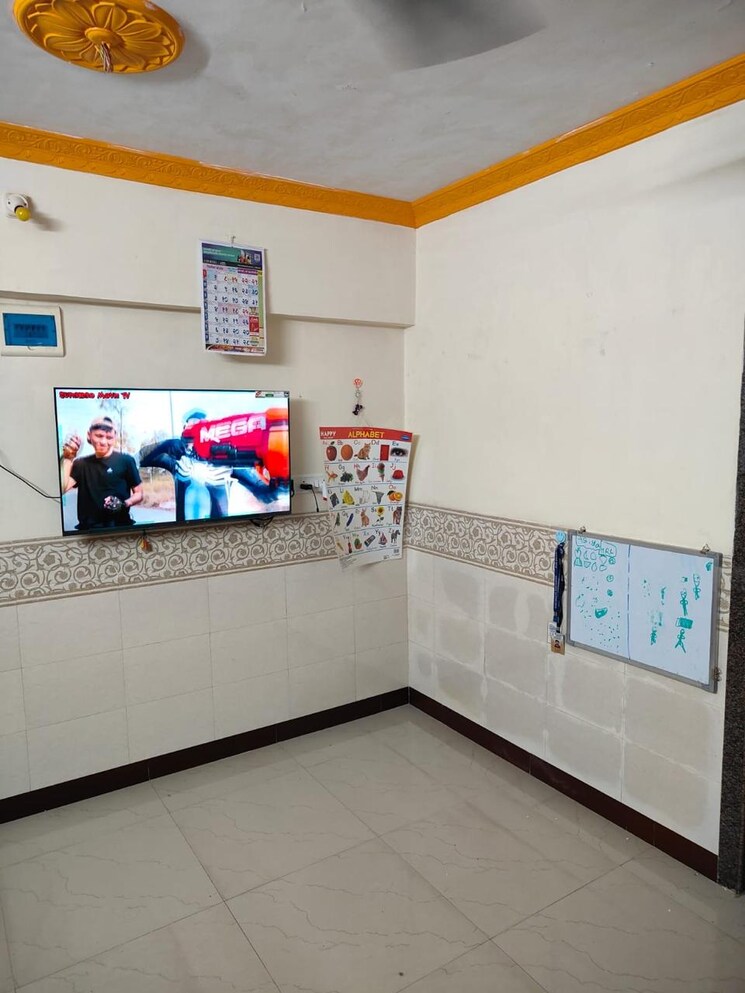 Room, silver-castle-andheri-east 1 RK 300 Sq.Ft. Apartment In Andheri East Mumbai 8835942