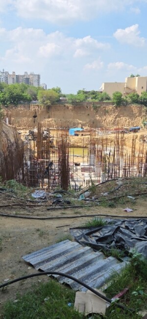  Office Space in IT/SEZ For Sale in Yashika Platina Street, Sector 109