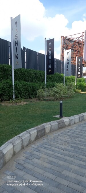  Office Space – Garden View at Yashika Platina Street, Sector 109 - for Sale