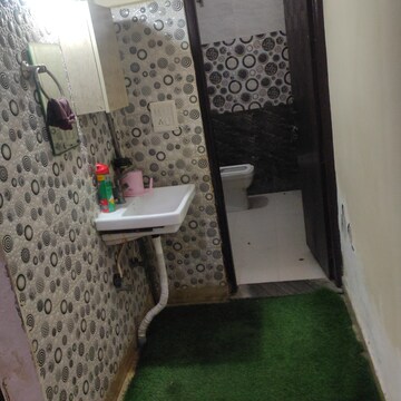 Bathroom in 1 BHK Independent House at Fruit Garden – for Rent
