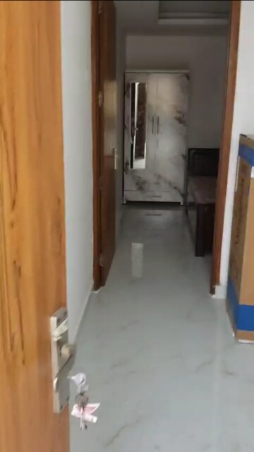 Building Lobby in 1 BHK Builder Floor at Lajpat Nagar 4 – for Rent
