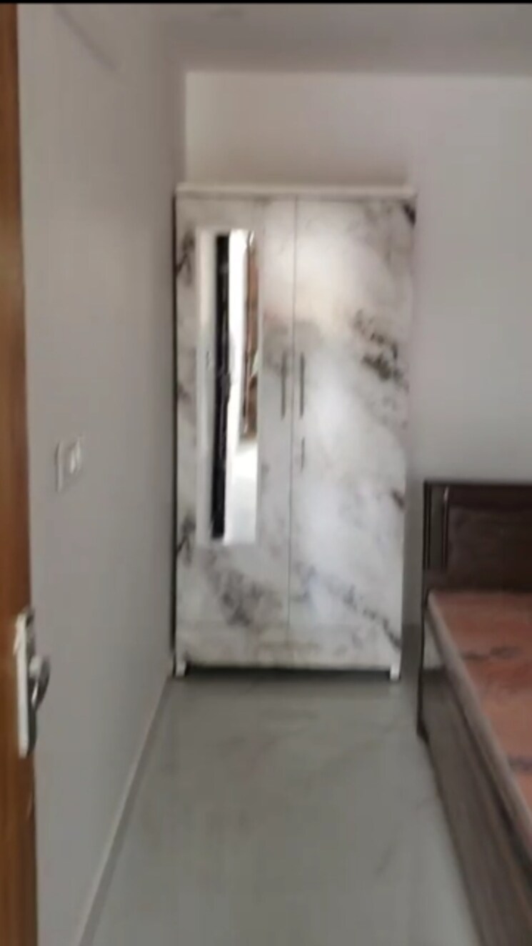 undefined, lajpat nagar 4 1 Bedroom 450 Sq.Ft. Builder Floor In Lajpat Nagar 4 Delhi 8836052