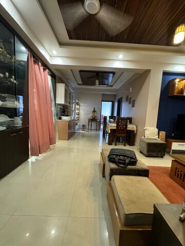 Parking in 3.5 BHK Apartment at Paarth Aadyant, Gomti Nagar – for Rent
