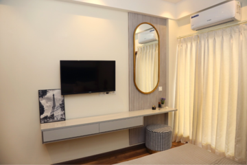 Bathroom in 3 BHK Builder Floor at Suncity Vatsal Valley, Gwal Pahari – for Sale