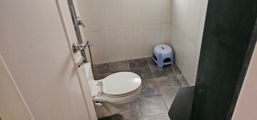 Bathroom in 3 BHK Apartment at Thane West – for Rent