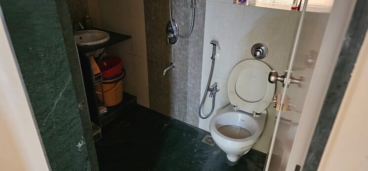 Bathroom, thane west 3 Bedroom 1400 Sq.Ft. Apartment In Thane West Thane 8836039