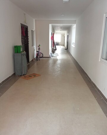 Room in 3 BHK Apartment at Lansum Eden Gardens, Kondapur – for Rent