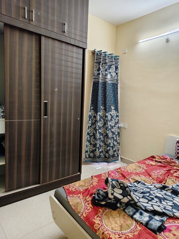 Bedroom in 2 BHK Apartment at Halasuru – for Rent