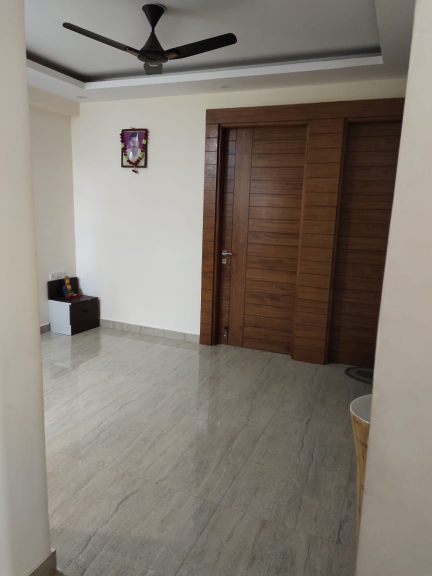 2 BHK Builder Floor For Rent in Orchid Island