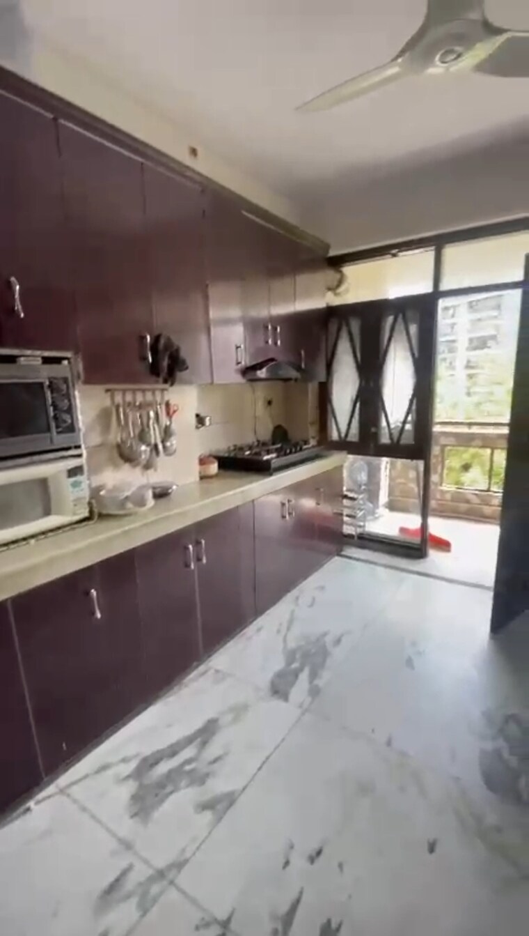 Kitchen, pearls-gateway-towers 3 Bedroom 1585 Sq.Ft. Apartment In Vaishali Sector 4 Ghaziabad 8836126