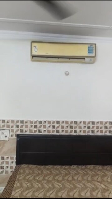 Furnished Amenities in 2 BHK Builder Floor at Lajpat Nagar 4 – for Rent