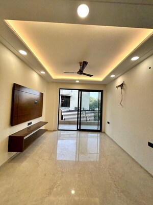 Living Room in 6+ BHK Villa at Ansal Palam Triangle, Palam Vihar Extension – for Sale