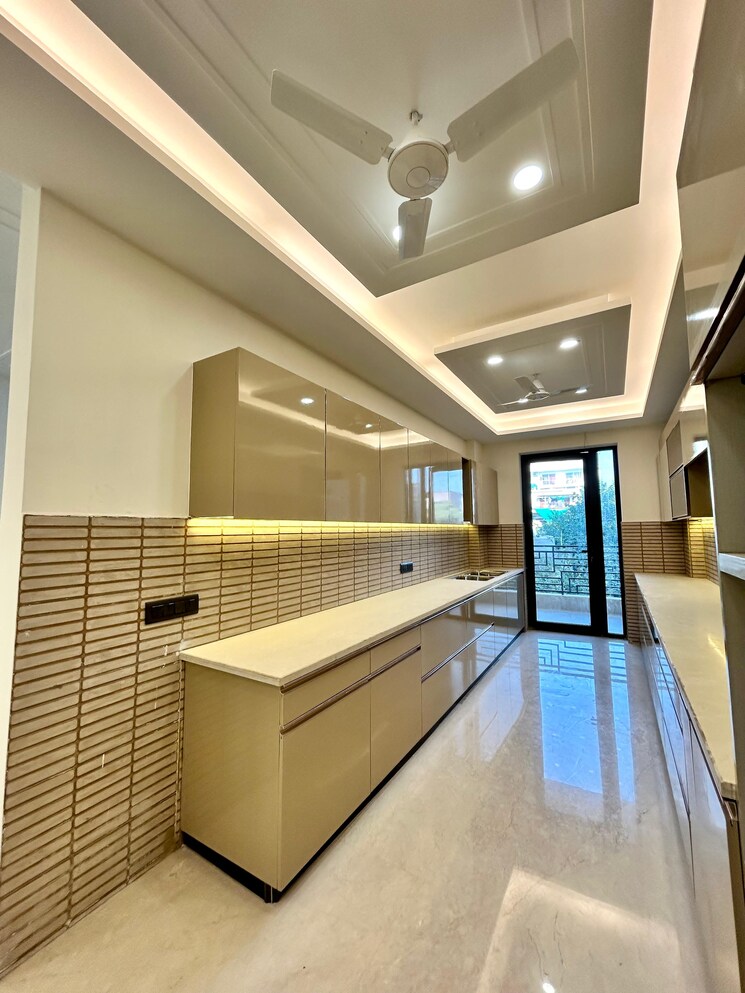 Kitchen, ansal-palam-triangle 6+ Bedroom 520 Sq.Yd. Villa In Palam Vihar Extension Gurgaon 8836197