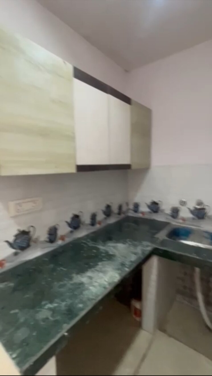 Kitchen, lajpat nagar 4 1 Bedroom 450 Sq.Ft. Builder Floor In Lajpat Nagar 4 Delhi 8836215