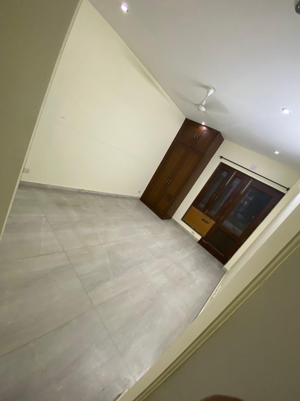 3 BHK Builder Floor For Rent in Sushant Lok I