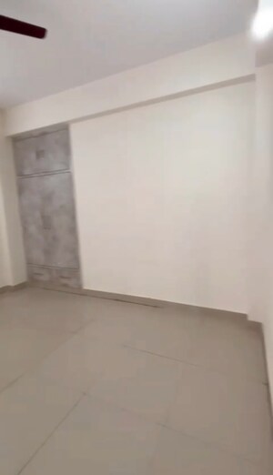 Room in 2 BHK Apartment at Paramount Emotions, Sector 1 Greater Noida – for Sale