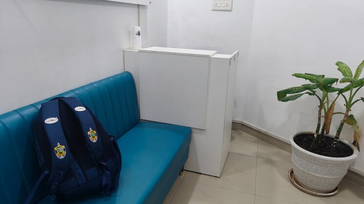 Team Area, dlh-park Commercial Office Space 1500 Sq.Ft. In Malad West Mumbai 8836239