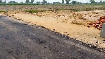 Plot Area in  Plot at Yamuna Expressway – for Sale