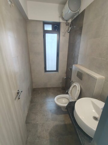 2.5 BHK Apartment For Rent in Rustomjee Summit, Borivali East