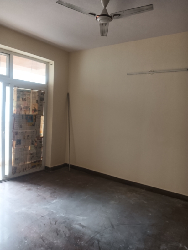 3 BHK Apartment For Rent in Mahagun Mywoods