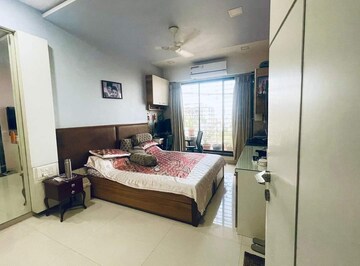 Bedroom in 3 BHK Apartment at Safal Nav Parmanu CHS, Chembur – for Rent