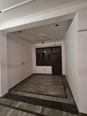 Room in 2 BHK Builder Floor at BHN Tower, Sector 45 – for Sale