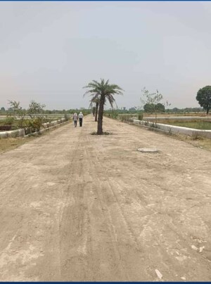  Plot – Exterior View View at Agra Expressway - for Sale