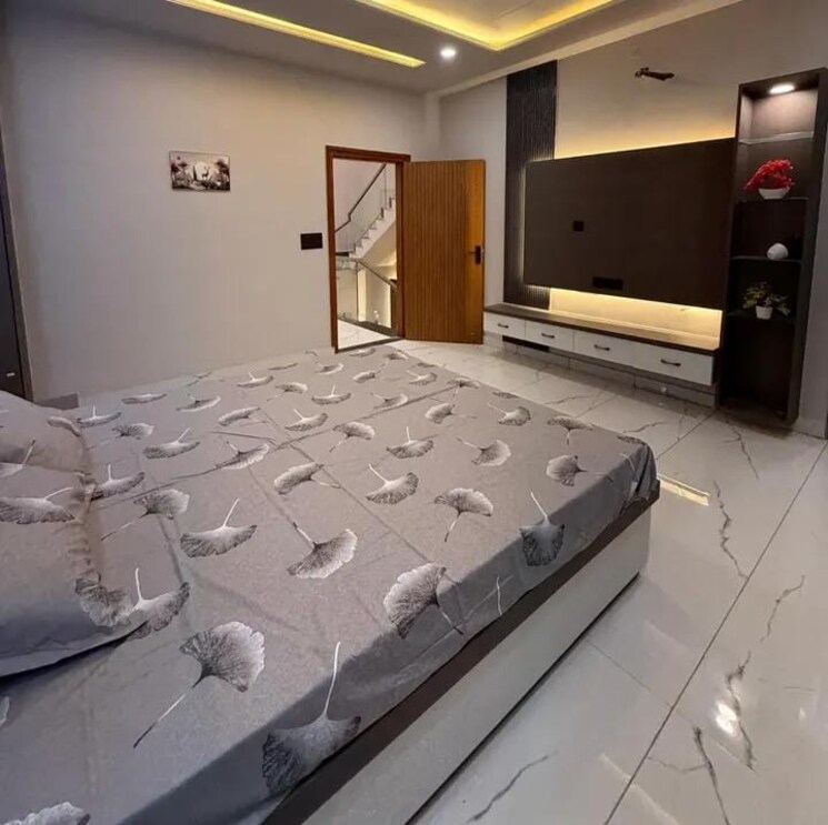 Bedroom, sector 35 2.5 Bedroom 2250 Sq.Ft. Builder Floor In Sector 35 Faridabad 8836518