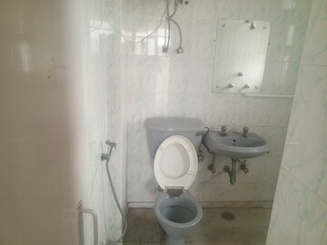 Bathroom in 3.5 BHK Apartment at Akash Ganga Apartment, Sector 56 – for Rent