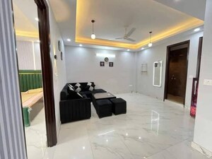3 BHK Builder Floor For Sale in Govindpuri