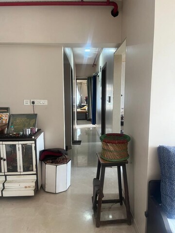 Room in 3 BHK Apartment at Andheri West – for Sale