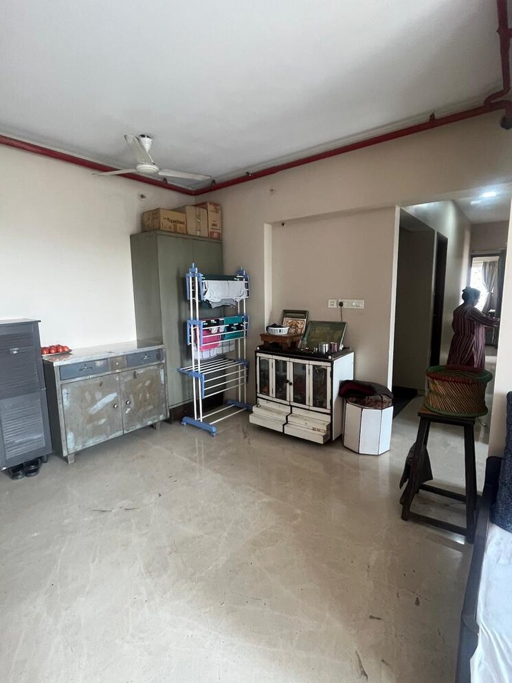 Room, andheri west 3 Bedroom 900 Sq.Ft. Apartment In Andheri West Mumbai 8836651