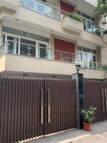4 BHK Builder Floor – Exterior View View at Hauz Khas - for Rent