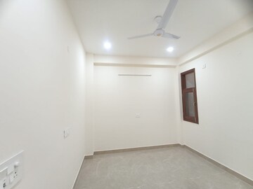 Room in 2 BHK Builder Floor at Chattarpur – for Rent