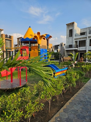 3.5 BHK Independent House – Exterior View View at Ab Bypass Road - for Sale