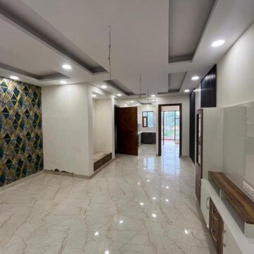Room in 3 BHK Apartment at BPTP Park Elite Floor II, Sector 75 – for Rent