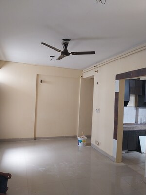 Furnished Amenities in 2.5 BHK Apartment at Mahagun Mahagunpuram II, Lal Kuan – for Sale