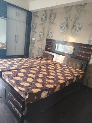 Bedroom in 2 BHK Apartment at Ajnara Gen X, Dundahera – for Rent
