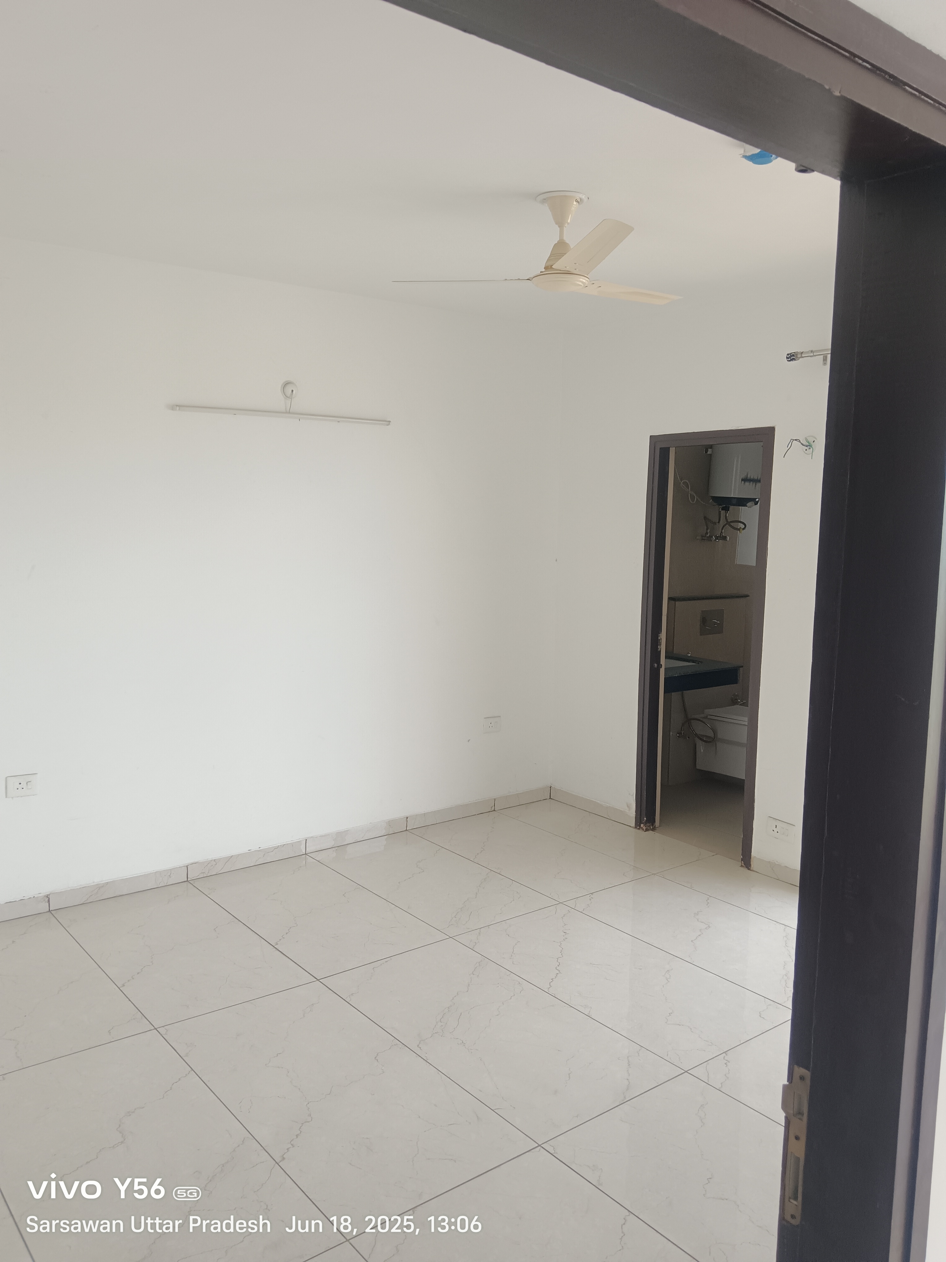 3.5 BHK Apartment For Rent in Rishita Manhattan