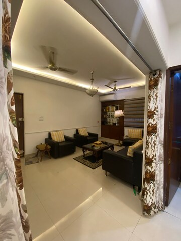 Living Room in 3 BHK Apartment at Vasant Kunj – for Rent