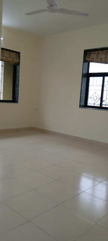 Room in 3 BHK Apartment at Swaraj Accolade Chs, Louis Wadi – for Rent