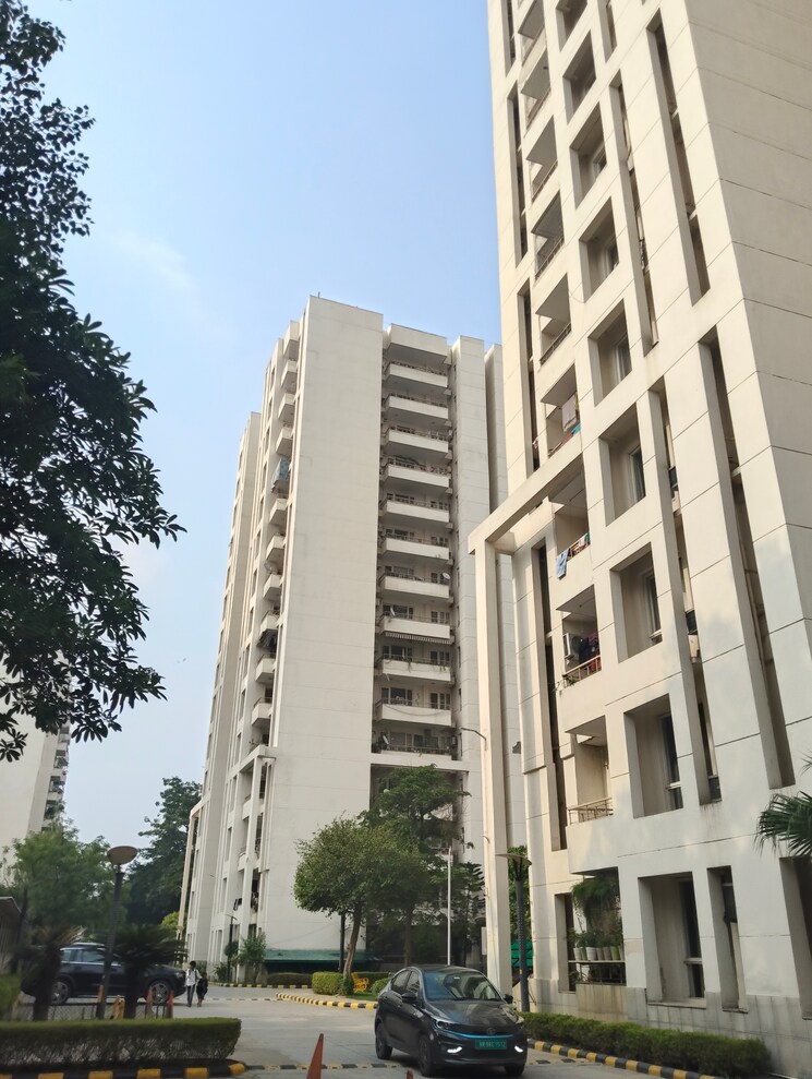 Exterior View, the-legend-one 3.5 Bedroom 2370 Sq.Ft. Apartment In Sector 57 Gurgaon 8836773