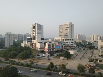  Shop – Exterior View View at 83 Avenue Oodles Sky Walk, Sector 83 - for Rent