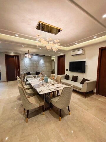 Living Room in 4 BHK Builder Floor at S S Southend, Sector 49 – for Sale