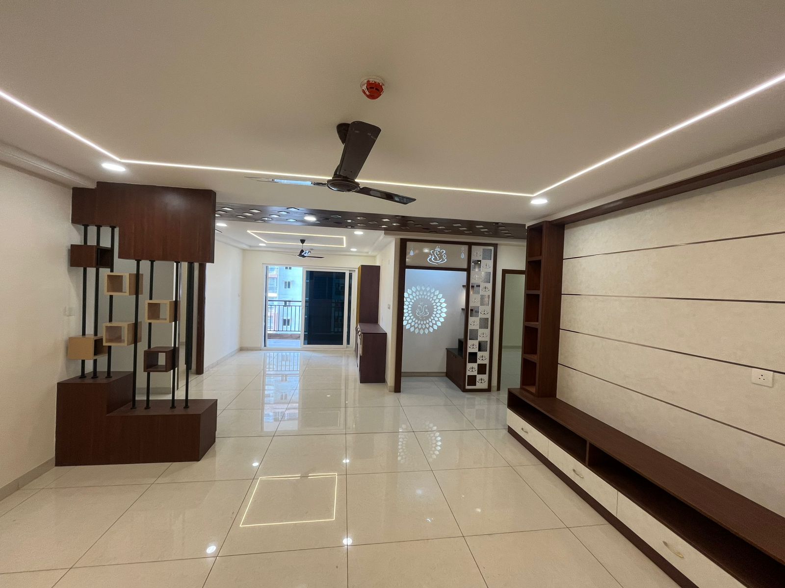 2 BHK + Extra Room Apartment For Rent in Marina Skies