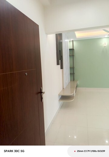 Room in 3 BHK Apartment at Brigade Cornerstone Utopia, Varthur – for Rent