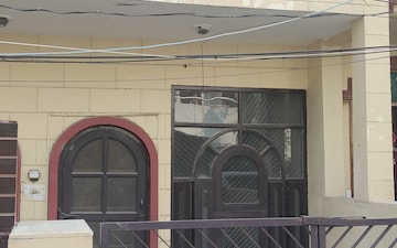 2.5 BHK Independent House For Sale in Sector 8