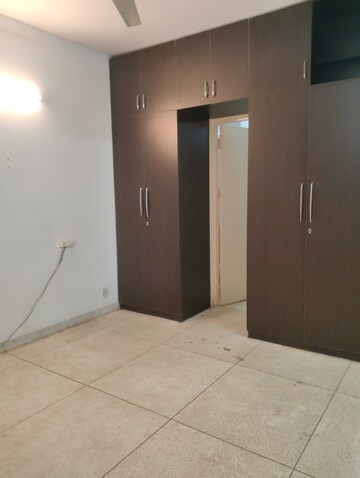 3 BHK Apartment For Rent in DLF The Wellington Estate, Dlf Phase V